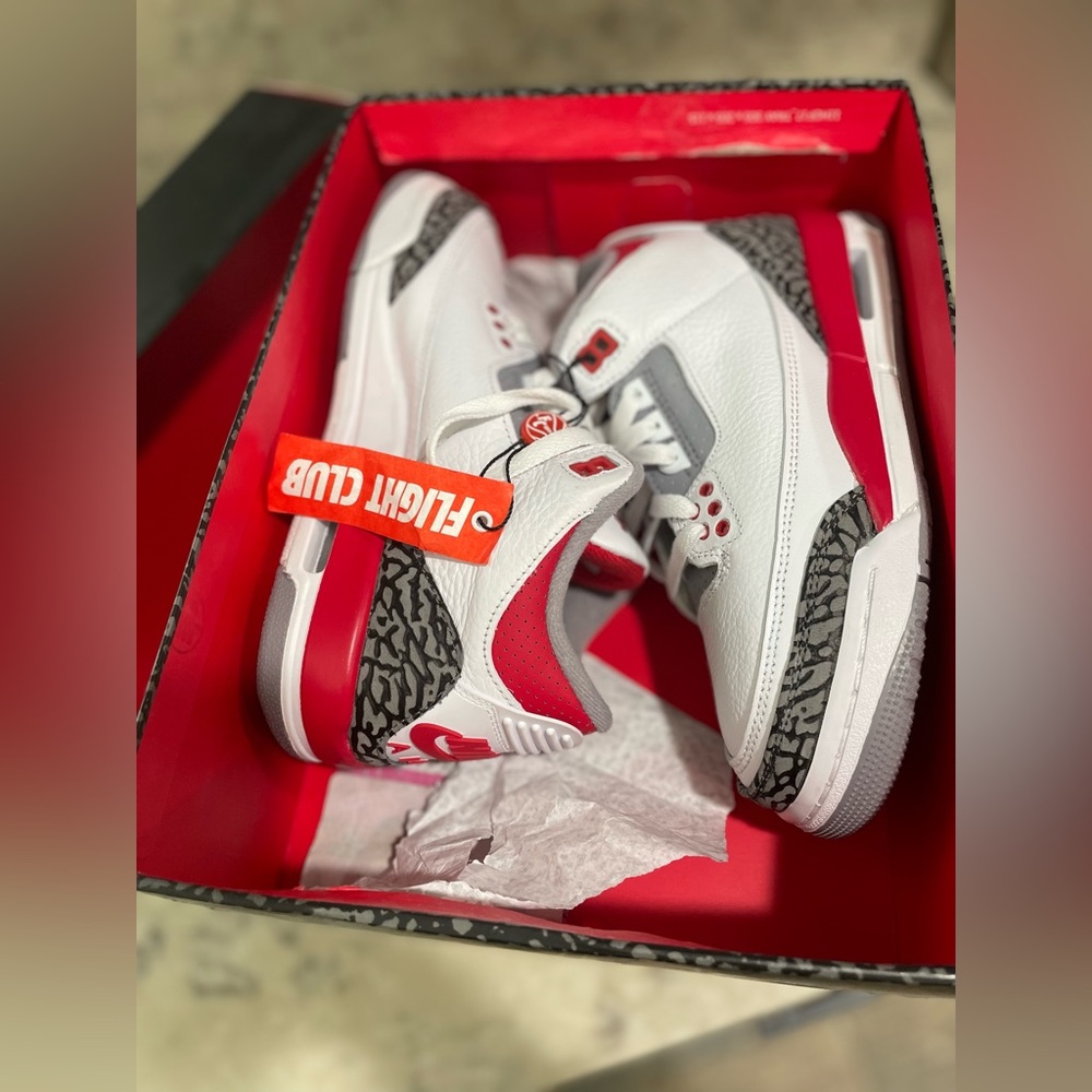 Nike Jordan 3 Fire Red - New - 5.5Y - Authentic